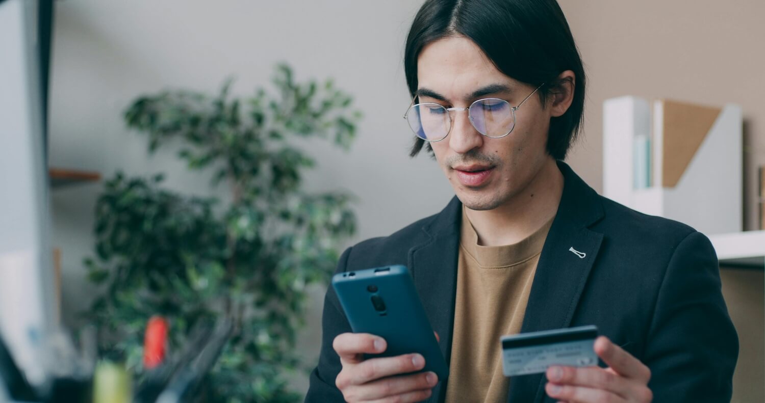 A modern, stylish credit card design